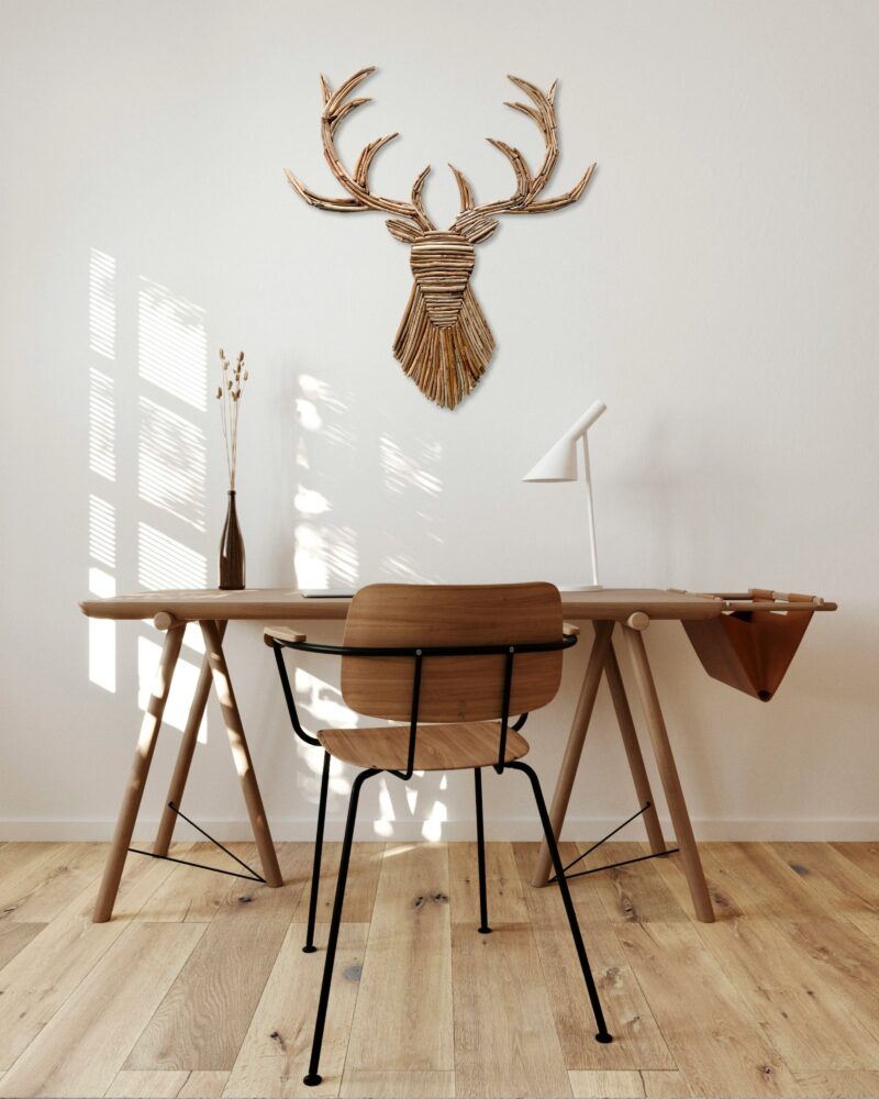 Cerf en bois flotté : nature et élégance pour décorer vos murs - 5