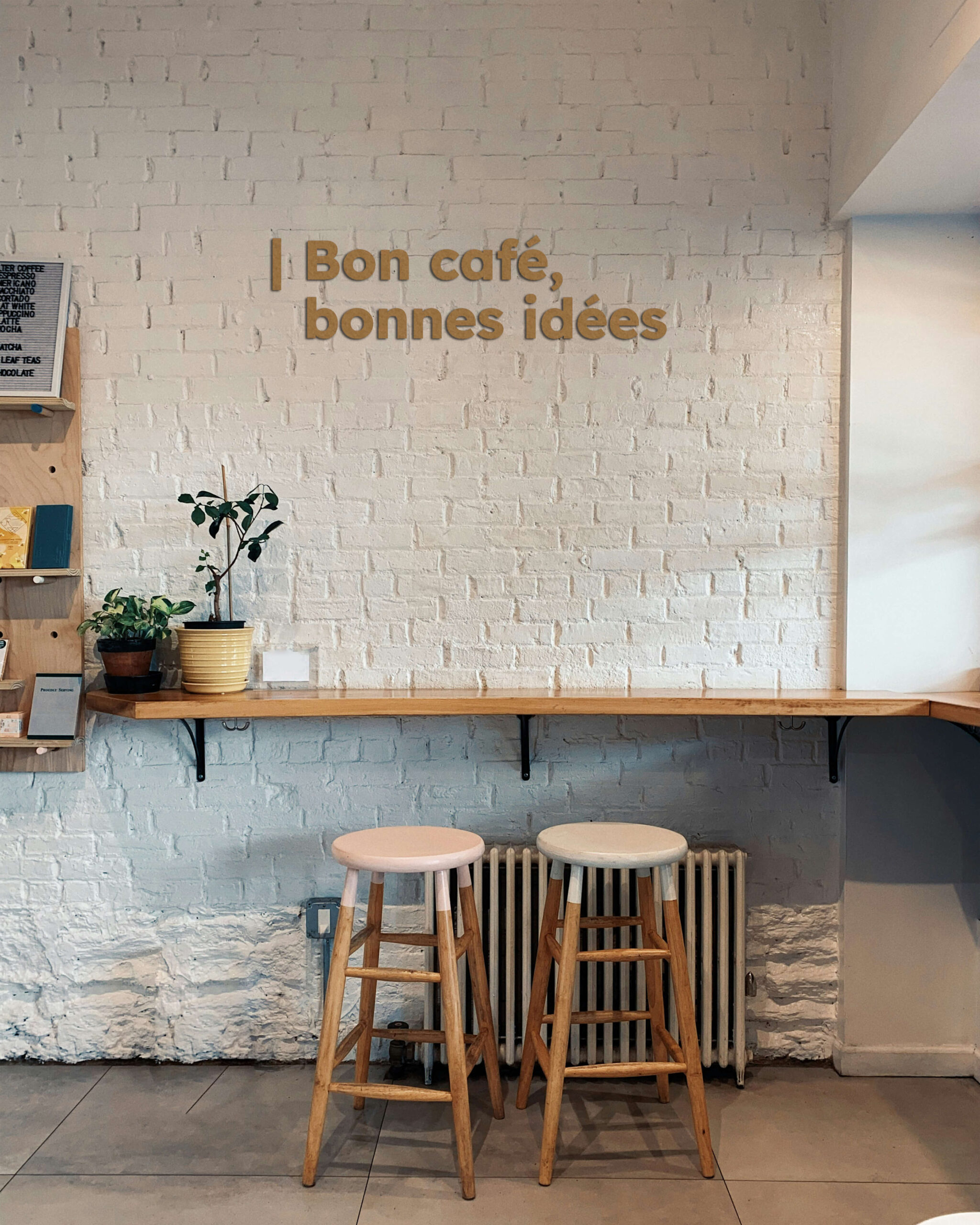 Lettre en bois décorative pour signalétique intérieure - 3